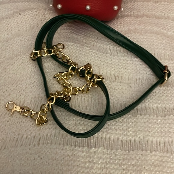 Unbranded Strawberry Shaped Wristlet,Crossbody Vegan Leather NWOT - Picture 7 of 9